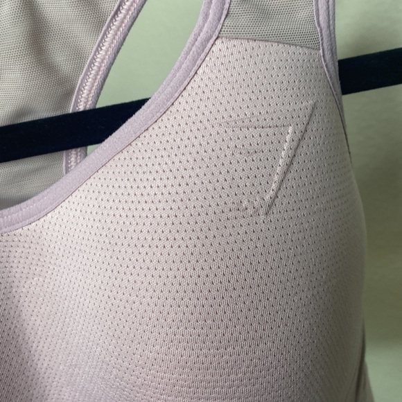 Gymshark Sports Bra women’s medium pink mesh - Picture 2 of 4